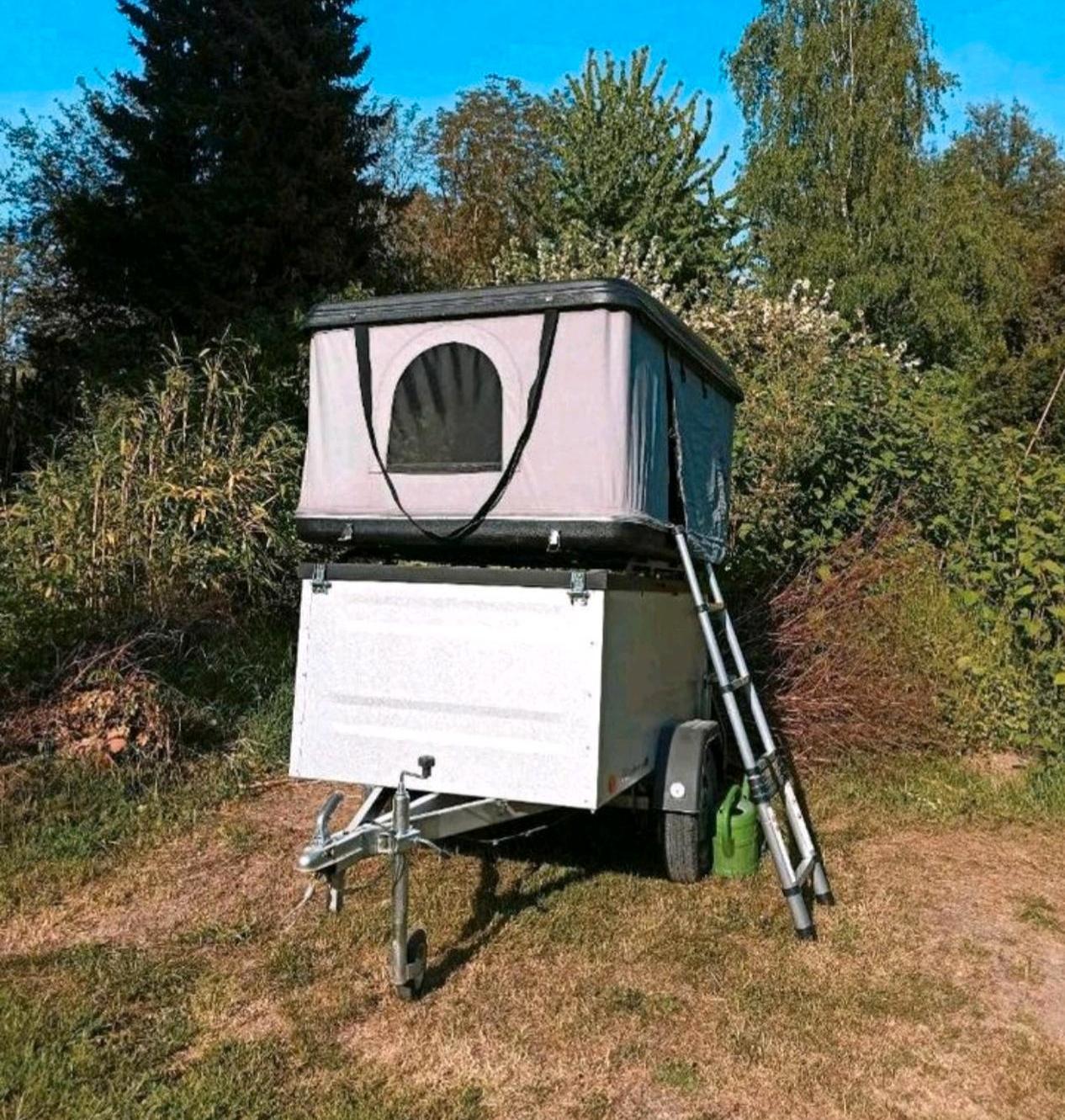 Dachzeltanhänger 4